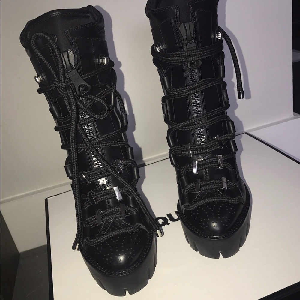 DSquared2 New Authentic Platform Boots Size 39